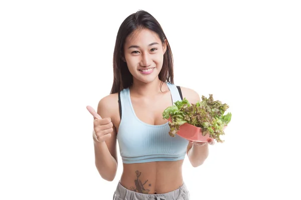 Όμορφο κορίτσι της Ασίας υγιή μπράβο με σαλάτα. — Φωτογραφία Αρχείου
