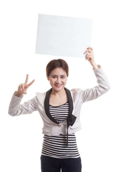 Young Asian business woman show victory sign with blank sign. — Stock Photo, Image