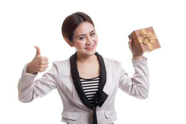 Asiatische Geschäftsfrau Daumen nach oben mit einem Geschenk-Box. — Stockfoto