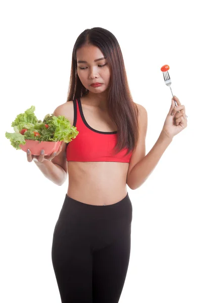 Infelice asiatico sano ragazza mangiare insalata . — Foto Stock
