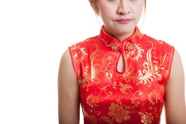 Asyalı kız cheongsam Çin elbiseli, yakın çekim.