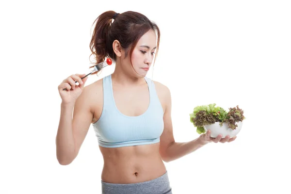 Menina asiática infeliz saudável comer salada . — Fotografia de Stock