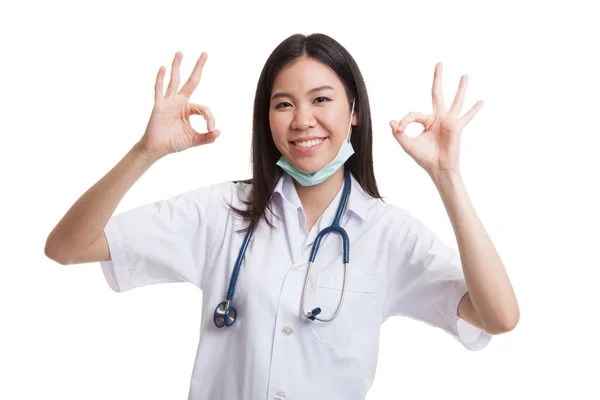 Young Asian female doctor show two OK sign. — Stock Photo, Image