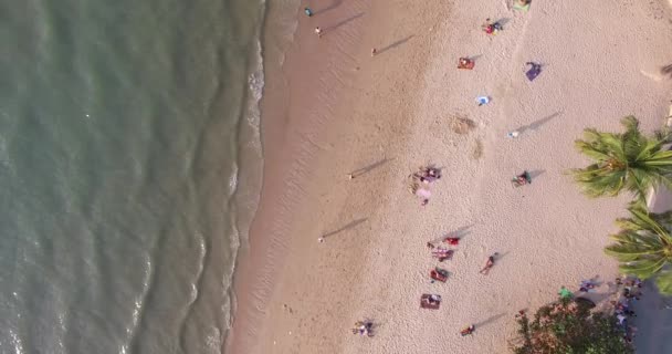 Vista aerea dall'alto della spiaggia di Pattaya — Video Stock