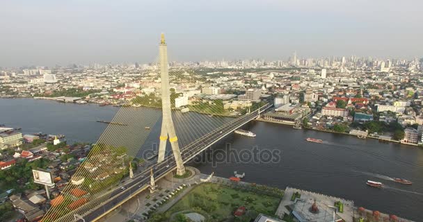 Cena aérea Ponte Rama 8 com rio Chao Phraya — Vídeo de Stock