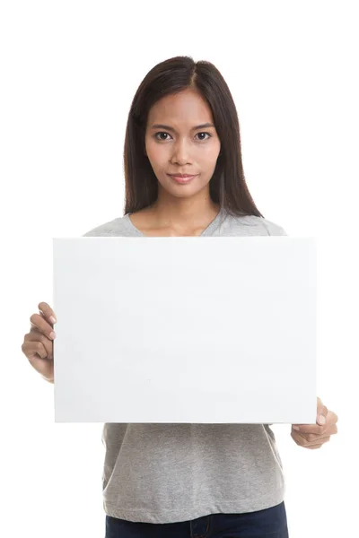 Jovem mulher asiática com sinal em branco . — Fotografia de Stock