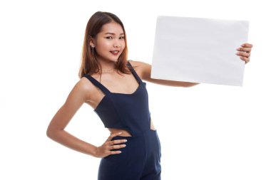 Beyaz boş işareti ile genç Asyalı kadın.