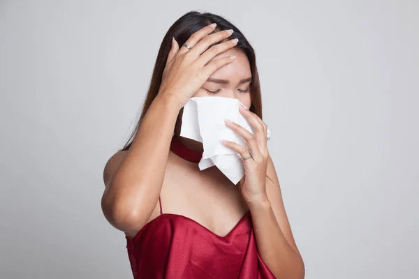 Young Asian woman got sick and flu. — Stock Photo, Image