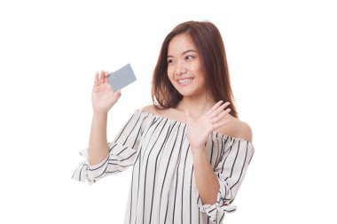 Genç Asyalı kadın ile boş kartı mutlu.