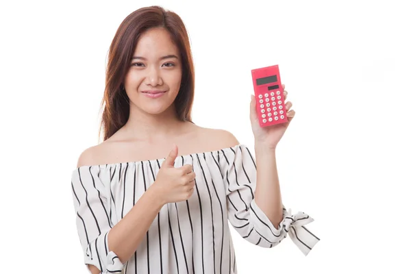 Asiatisk kvinna tummen upp med miniräknare. — Stockfoto