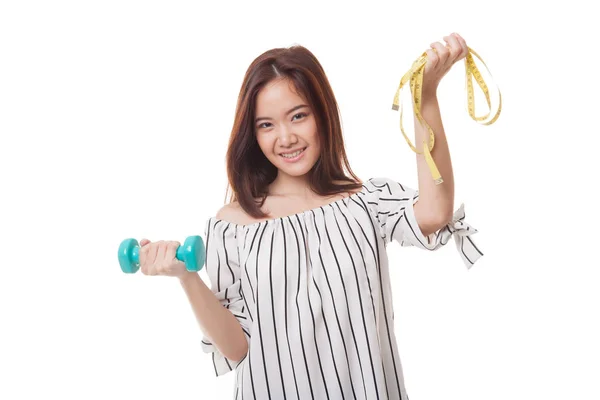 ダンベルと測定テープ アジア女性と健康. — ストック写真