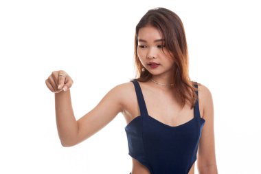 Güzel genç Asyalı kadın noktası boş yer aşağı.