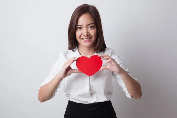 Asian woman with red heart. — Stock Photo, Image