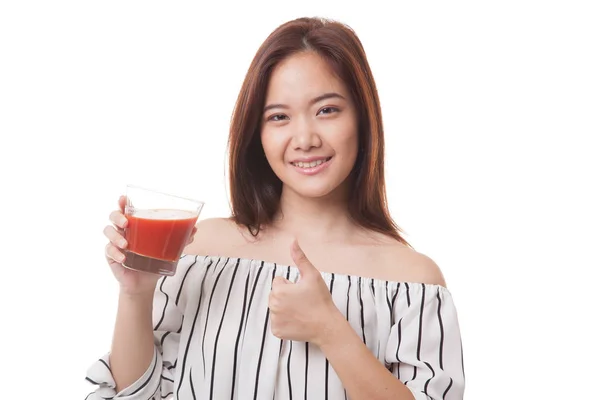 Joven mujer asiática pulgares arriba con jugo de tomate . — Foto de Stock