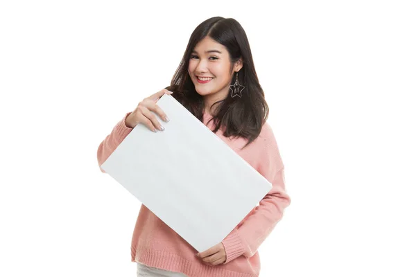 Ung asiatisk kvinna med vit blank skylt. — Stockfoto