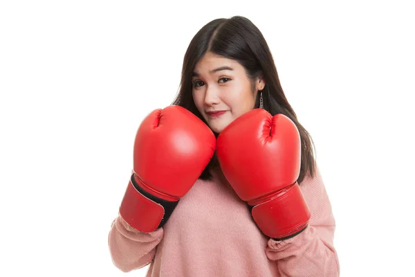 Joven mujer asiática con guantes de boxeo rojos . —  Fotos de Stock