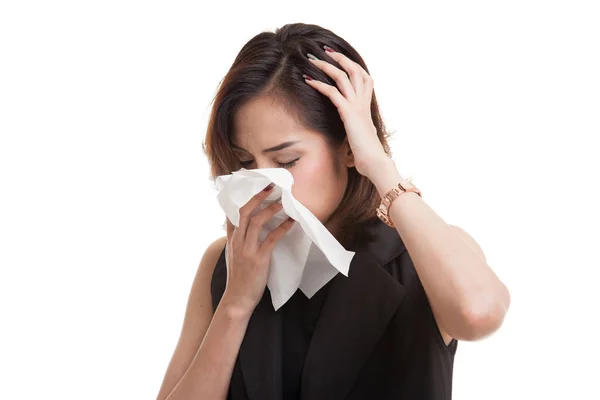 Jonge Aziatische vrouw kreeg zieken en griep. — Stockfoto