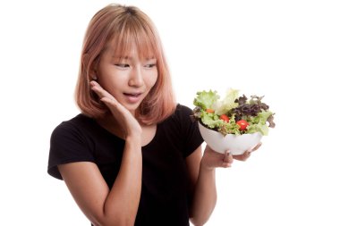 Salata sağlıklı Asyalı kadın.