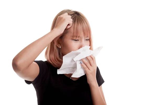 Jonge Aziatische vrouw kreeg zieken en griep. — Stockfoto