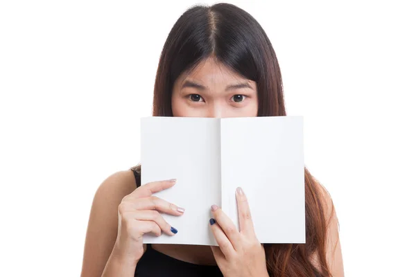 Jong aziatisch vrouw met een boek. — Stockfoto