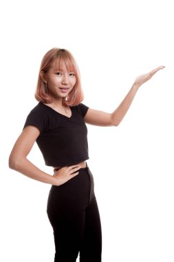 Genç Asyalı kadın eliyle mevcut.