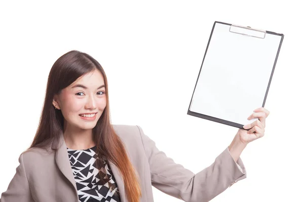 Jovem mulher de negócios asiática mostrar área de transferência em branco . — Fotografia de Stock