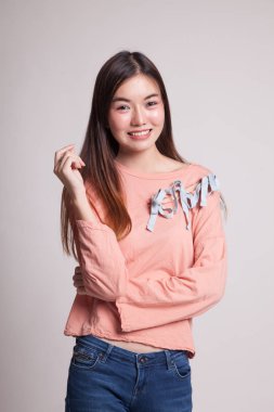 Güzel genç Asyalı kadın..