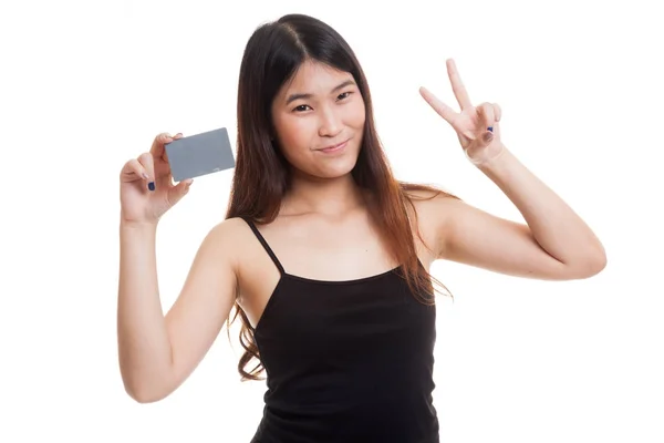Ung asiatisk kvinna show seger med ett tomt kort. — Stockfoto