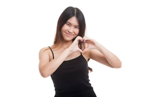 Joven mujer asiática mostrar corazón mano signo . — Foto de Stock