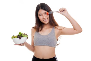 Güzel Asyalı sağlıklı kız zevk salata yemek.