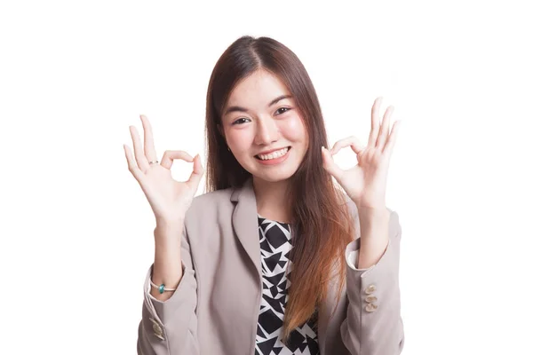 Asiatisk kvinna Visa dubbel Ok hand tecken och leende. — Stockfoto