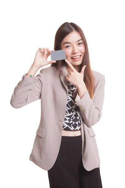Joven mujer asiática señalar a una tarjeta en blanco . — Foto de Stock