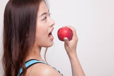 Güzel Asyalı sağlıklı kız apple ile.