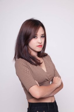 Güzel genç Asyalı kadın..