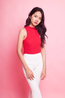 Asyalı güzel bir kadının portresi..