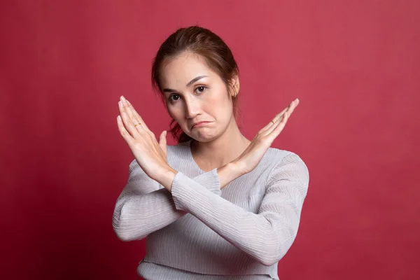 Mooi jong aziatisch vrouw zeggen nee. — Stockfoto