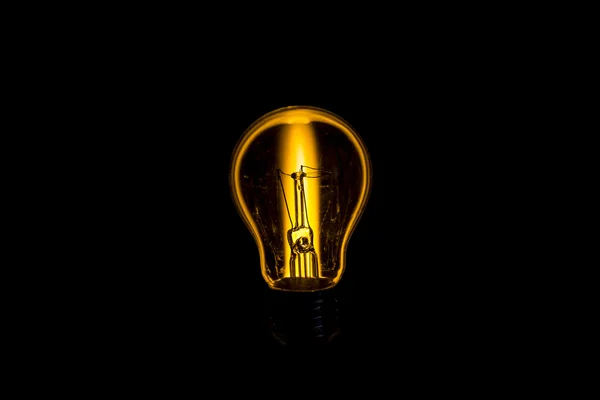 Žárovka a svíčka pojetí fúze — Stock fotografie