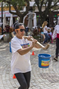 Boyunduruğu ve Plovdiv, Bulg 2 kovaları ile geleneksel rekabet