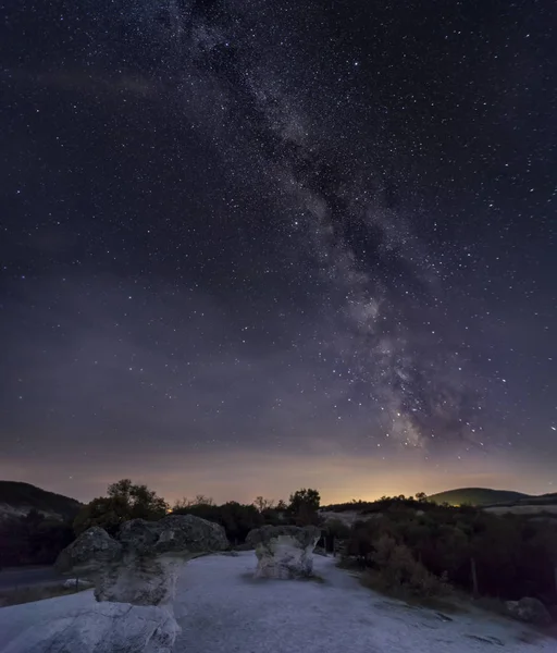 Mushroom rocks and the Milky way — Stock Photo, Image