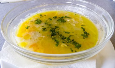 Klasik tavuk çorbası