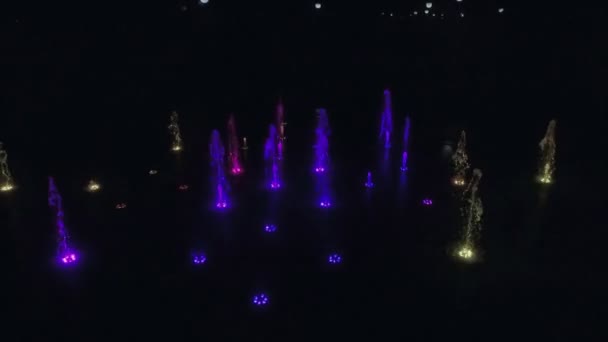 Fontaine colorée d'avobe 