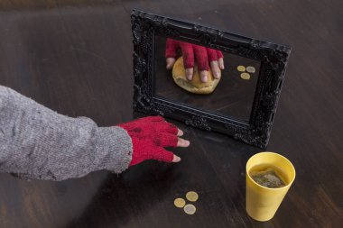 Hiçbir yansıması yoksulluk kavramı