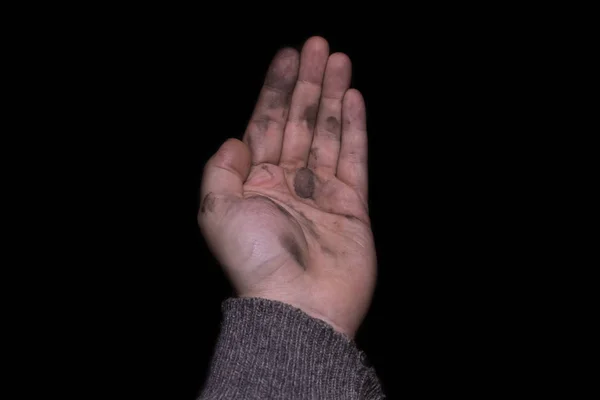 黒に分離された汚れた手 — ストック写真