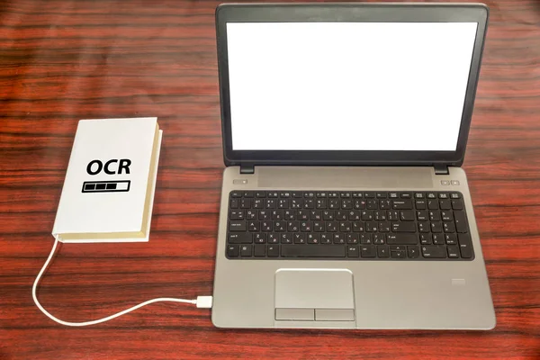 Optik karakter tanıma kavramı. Kitap ve dizüstü