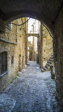 Bussana Vecchia mimarisi