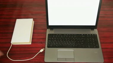 Optik karakter tanıma kavramı. Kitap ve dizüstü