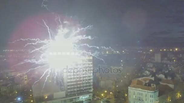 Fogos de artifício em Plovdiv, Bulgária capturados com um drone — Vídeo de Stock