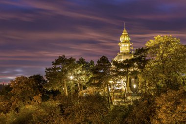 Hanavsky Pavilion Prag'da üzerinde şaşırtıcı bulutlar