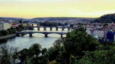 Gün batımından önce Prag panorama