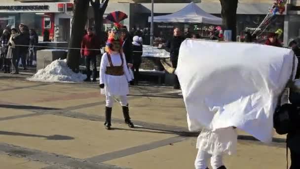 Kukeri festival i Pernik, Bulgarien — Stockvideo